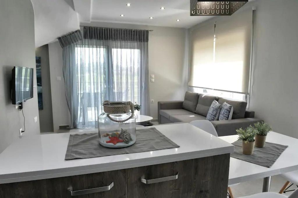 Crystallia Seaside Maisonette By Rentalspro- Nea Moudhania Exteriör bild